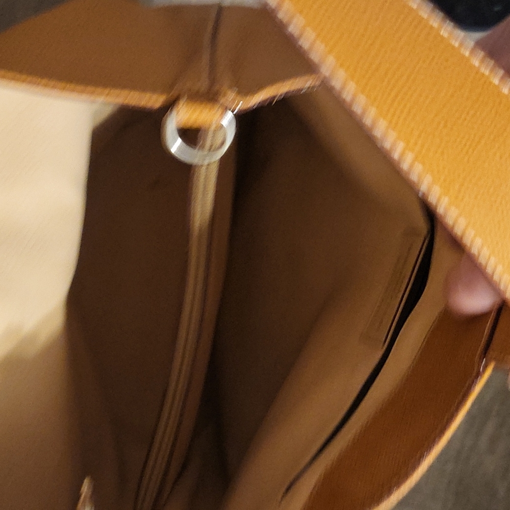 Purse - Picture 4 of 6